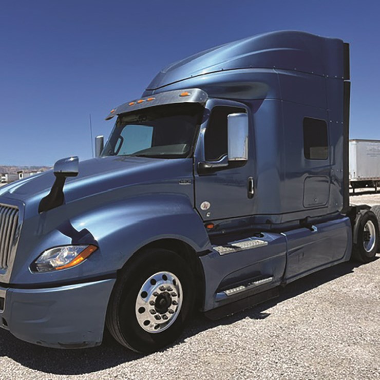 2019 INTERNATIONAL LT