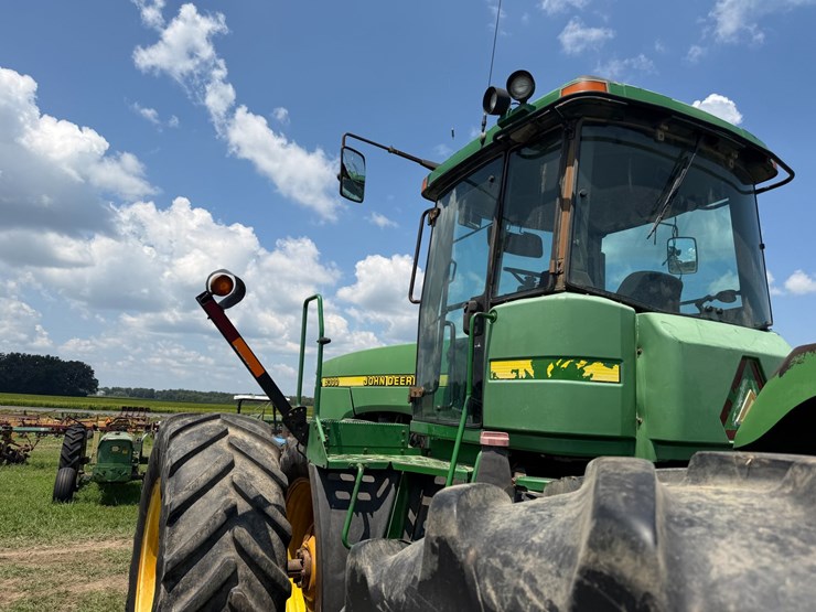 2000-john-deere-9300-image-26