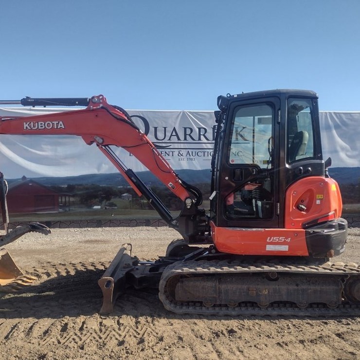 KUBOTA U55-4