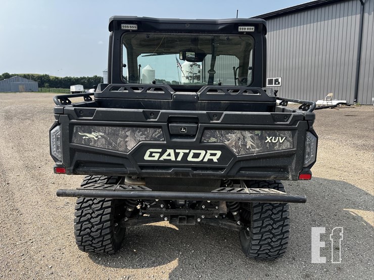 2025-john-deere-gator-xuv-835r-image-6
