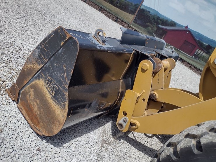 caterpillar-910m-image-23