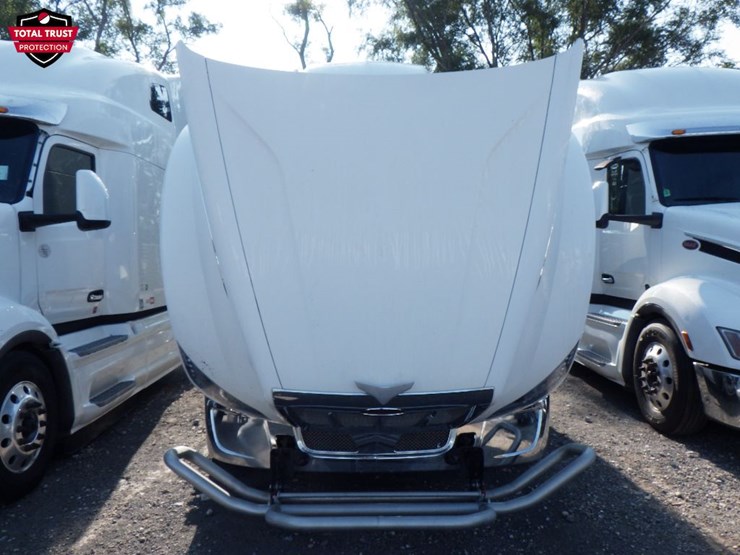 2022-peterbilt-579-image-28