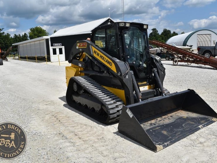 2019-new-holland-c232-image-16