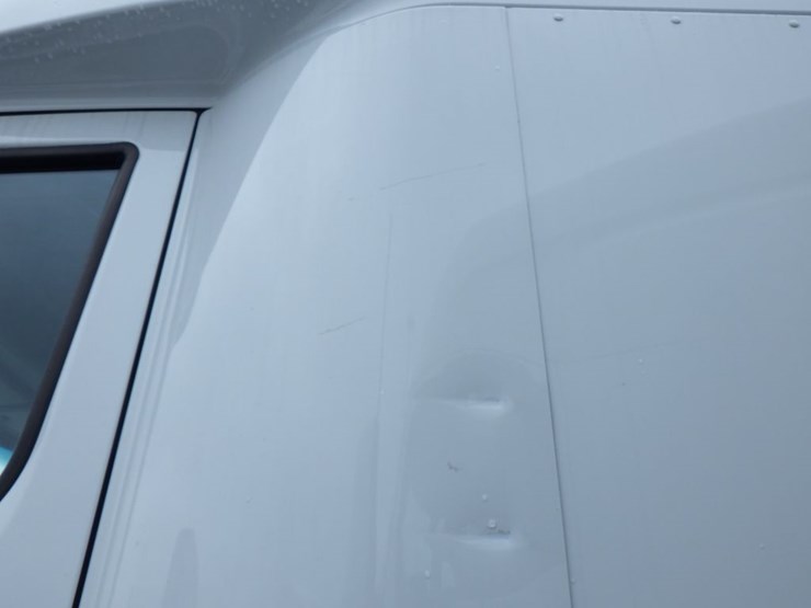 2022-peterbilt-579-image-23