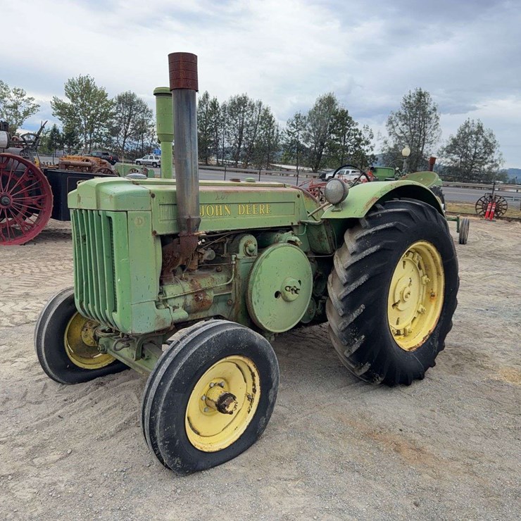 JOHN DEERE D