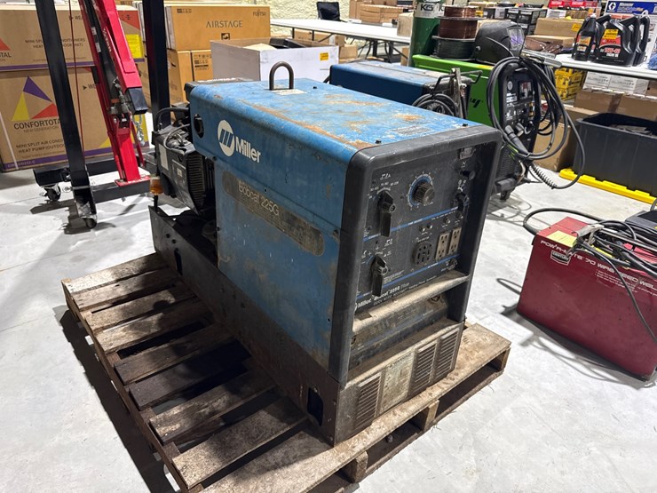 miller-bobcat-225g-image-2