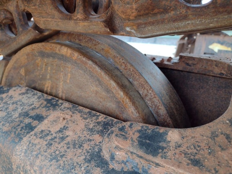 deere-210g-lc-image-16