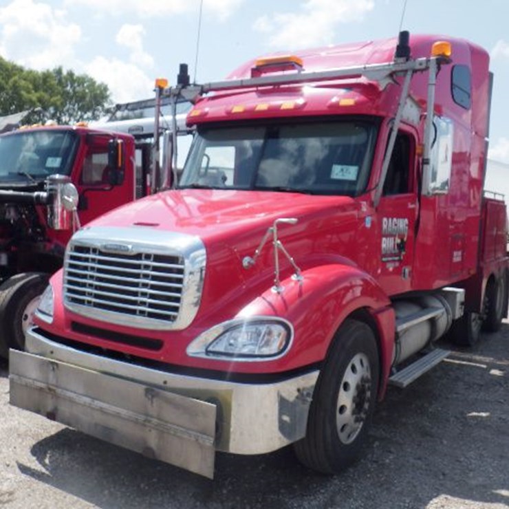 2018 FREIGHTLINER COLUMBIA 120