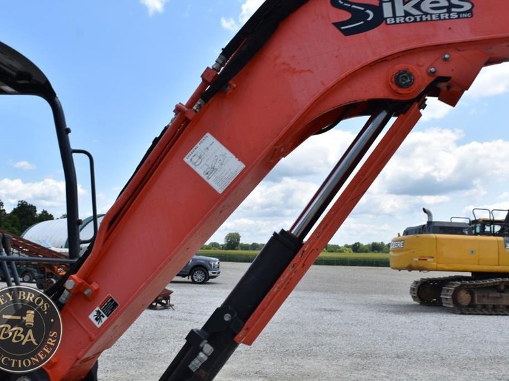 2019-kubota-kx057-4-image-27