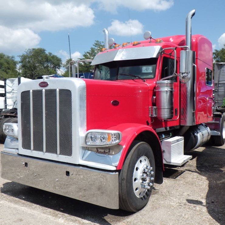 2012 PETERBILT 389