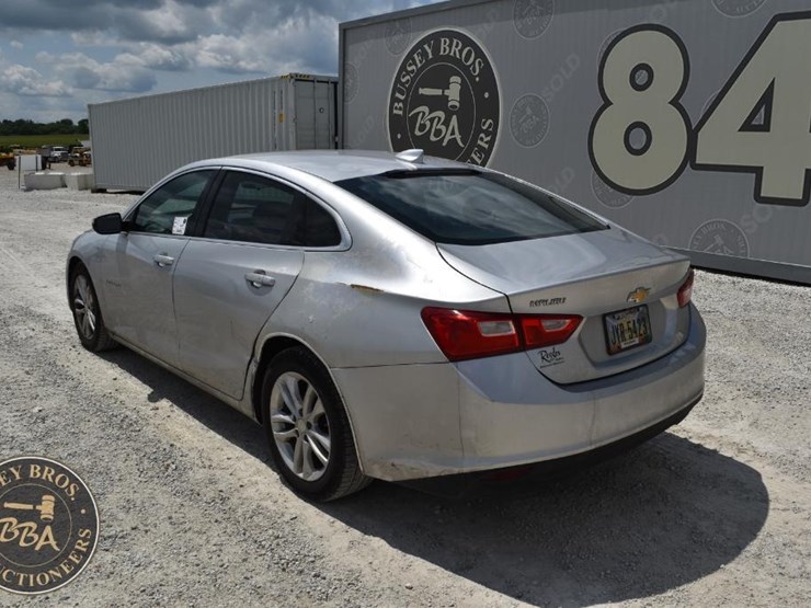 2018-chevrolet-malibu-46449-image-3