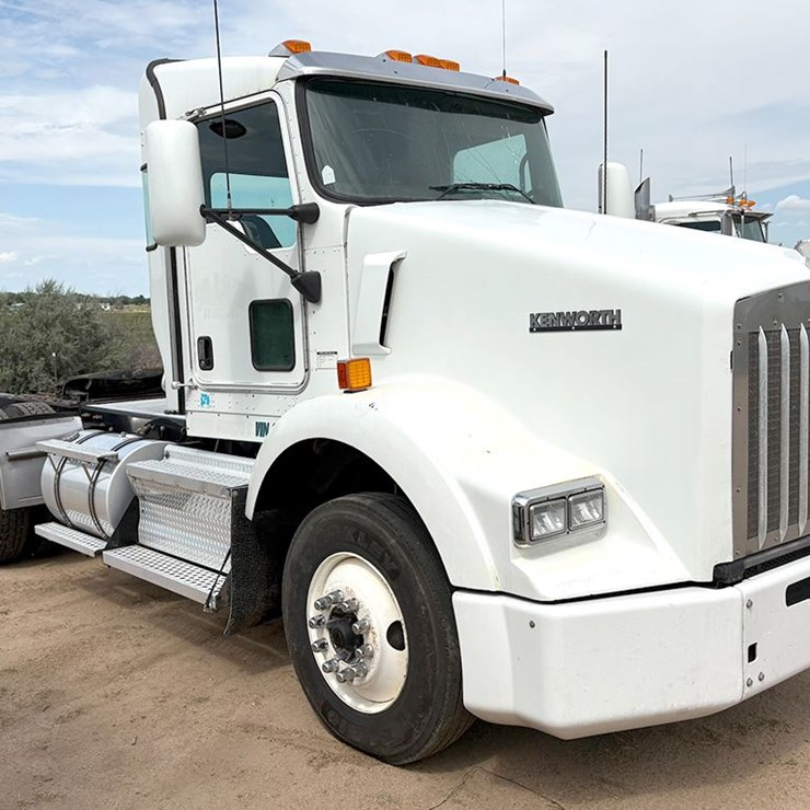2008 KENWORTH T800