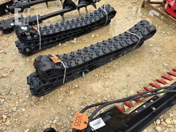 future-excavator-track-image-1