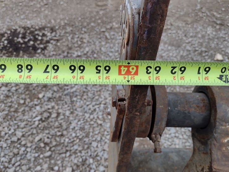 john-deere-744-image-7