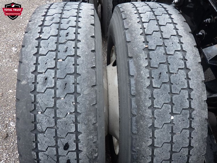 2023-kenworth-t680-image-9