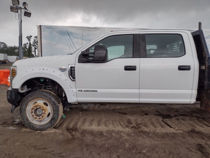 ford-f450-image-16