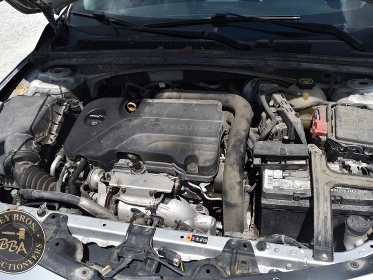 2018-chevrolet-malibu-46449-image-28