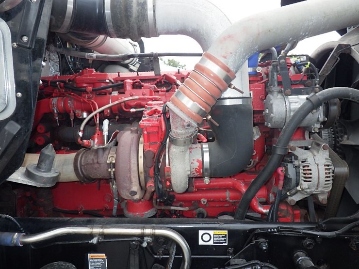 2016-kenworth-w900-image-25