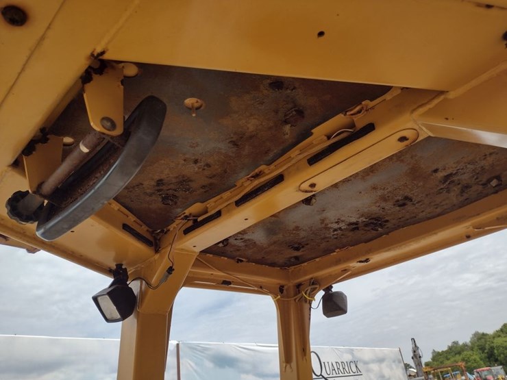 caterpillar-d5g-xl-image-10