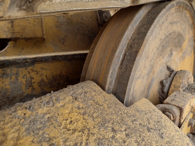 caterpillar-d5g-xl-image-28