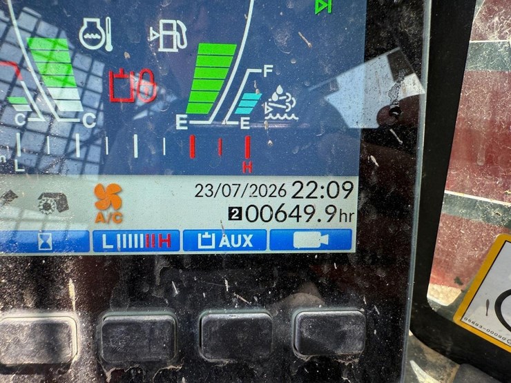 2023-takeuchi-tl12v2-image-22