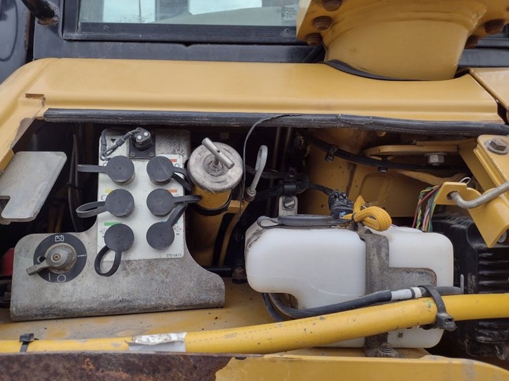 caterpillar-d6n-image-20