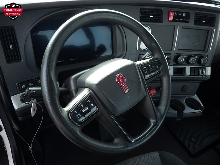 2024-kenworth-t680-image-18