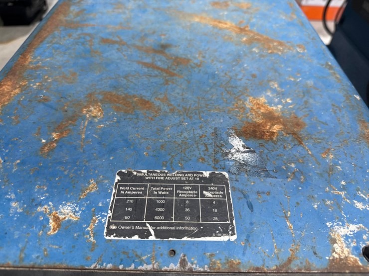 miller-bobcat-225g-image-14