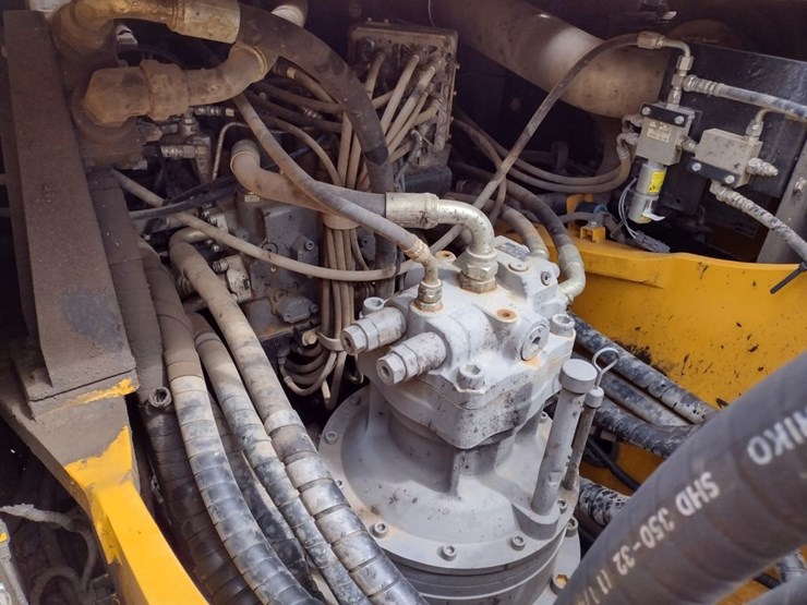 deere-350g-lc-image-48