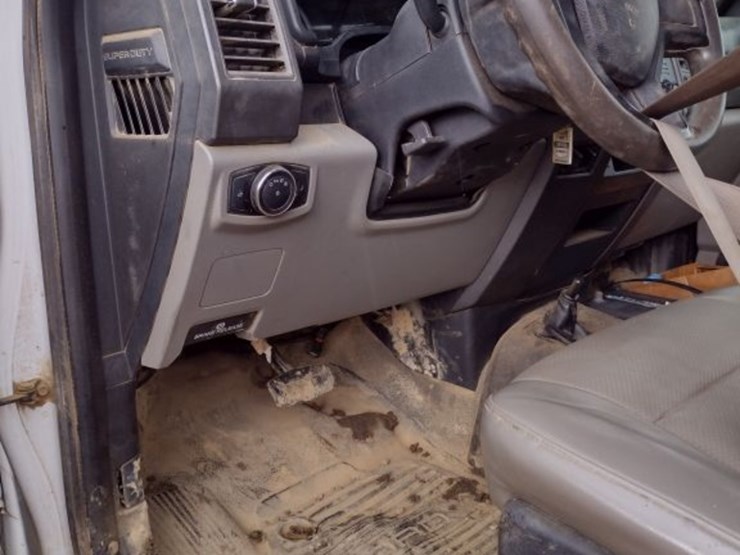 ford-f450-image-11