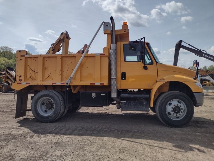 international-durastar-4300-image-3