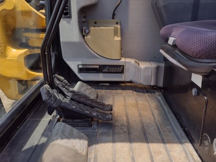 caterpillar-308e2-cr-image-12