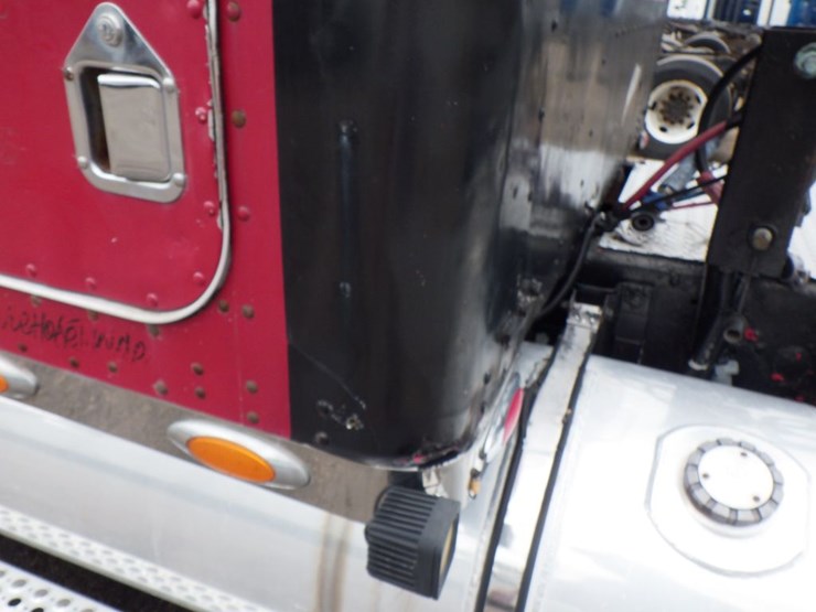 1997-kenworth-w900l-image-25