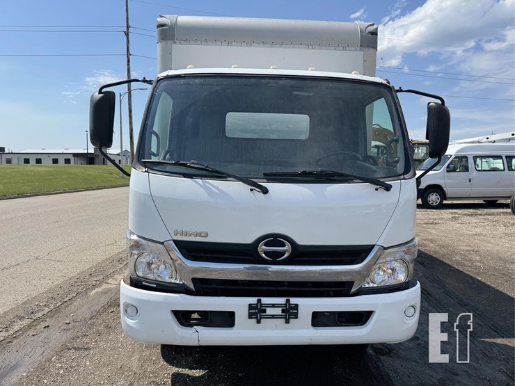 2018-hino-195-image-11
