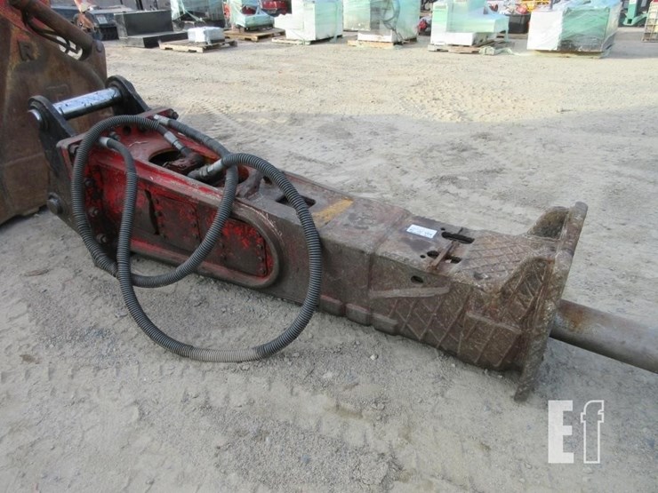 caterpillar-330-image-6