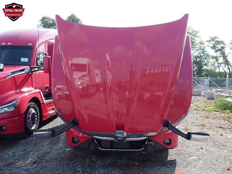 2024-kenworth-t680-image-28