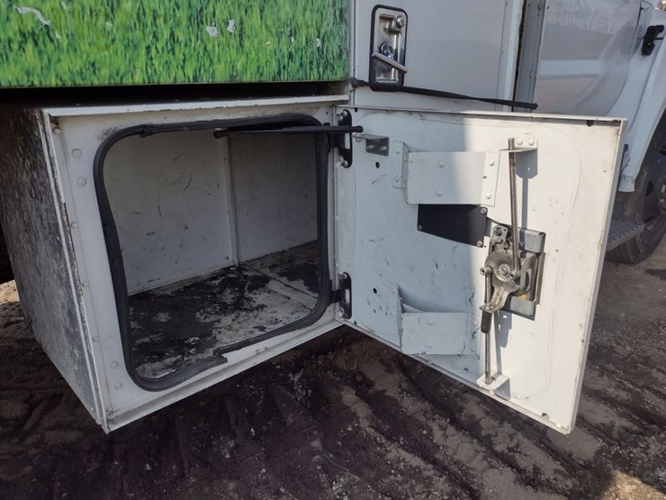 ford-f750-image-29