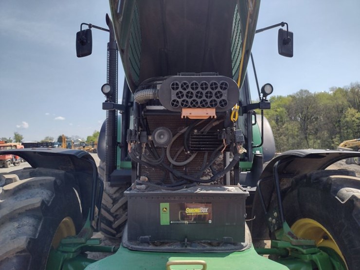 john-deere-7520-image-28