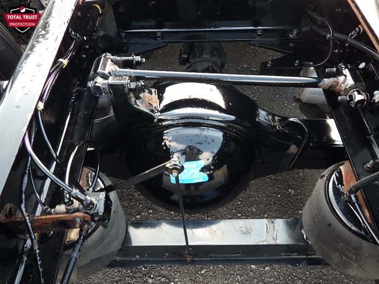 2024-kenworth-t680-image-10