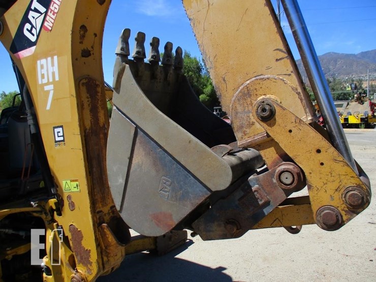 2010-caterpillar-420e-image-17