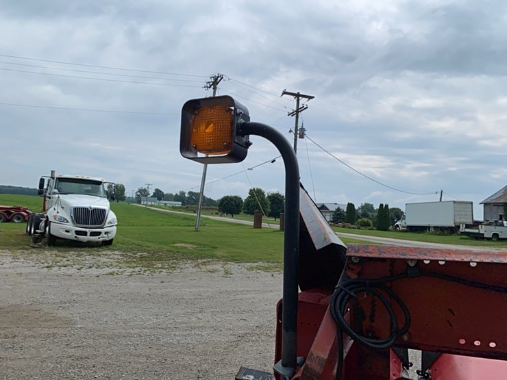 case-ih-1063-image-33