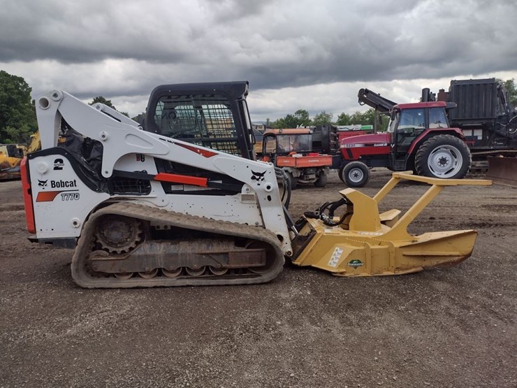 bobcat-t770-image-3