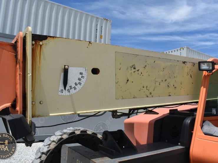 2012-jlg-g9-43a-image-15