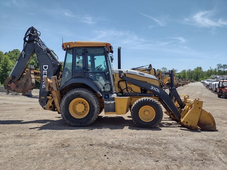 deere-310l-image-3
