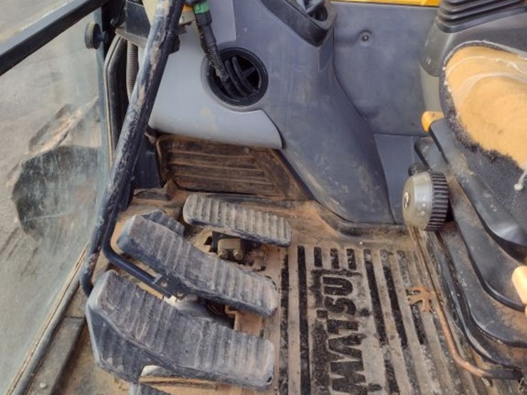 komatsu-pc350-lc-8-image-12