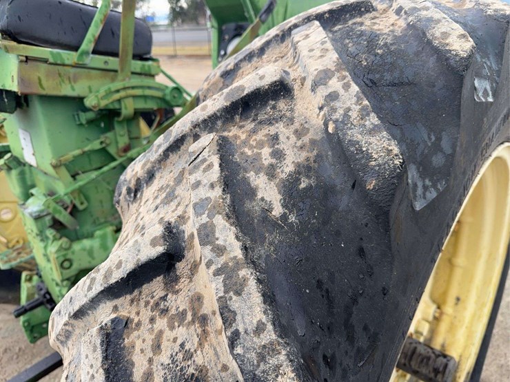 john-deere-630-image-16