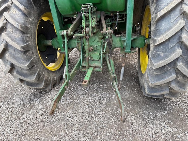 john-deere-1070-image-13