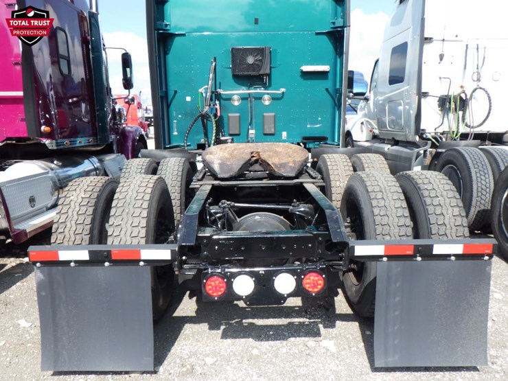 2020-kenworth-t680-image-9
