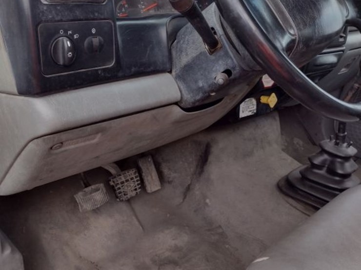 ford-f750-image-13