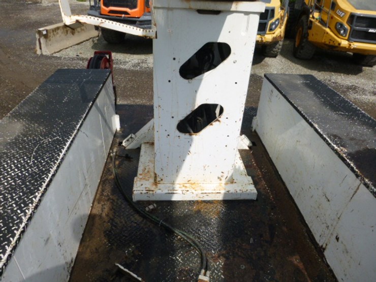 peterbilt-337-image-43